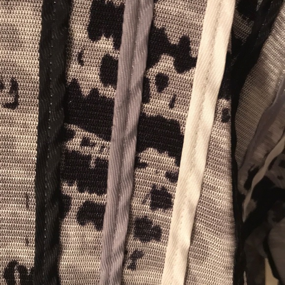 Top - Picture 3 of 4